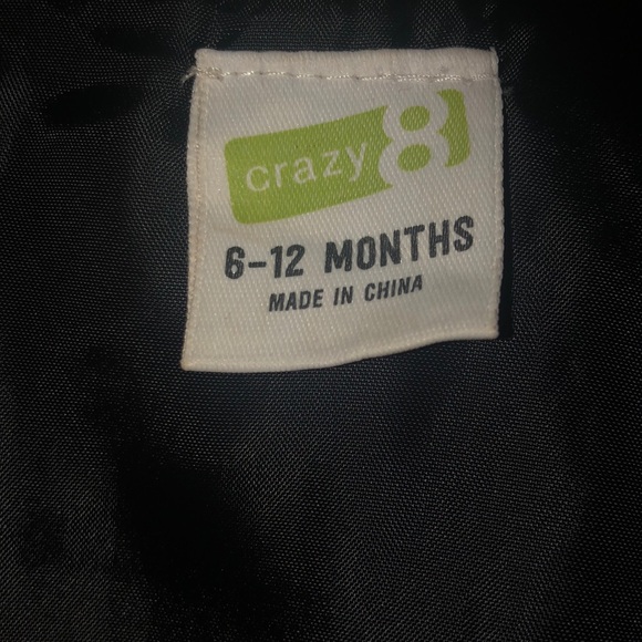 Puffy black  Crazy8 vest size 6-12mo for lil boy - Picture 3 of 3